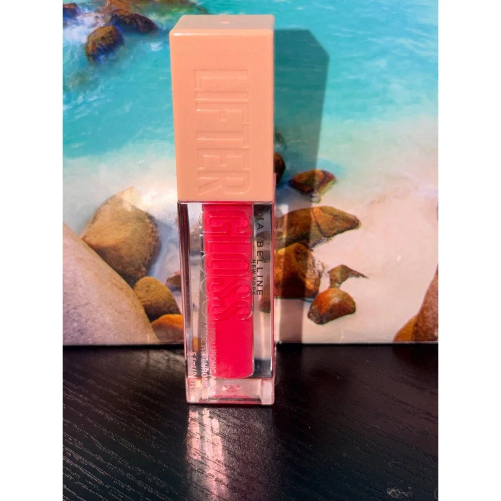 Maybelline Lifter Gloss Hyaluronic Acid Lip Gloss 024 Bubblegum Pink 0.18oz NEW